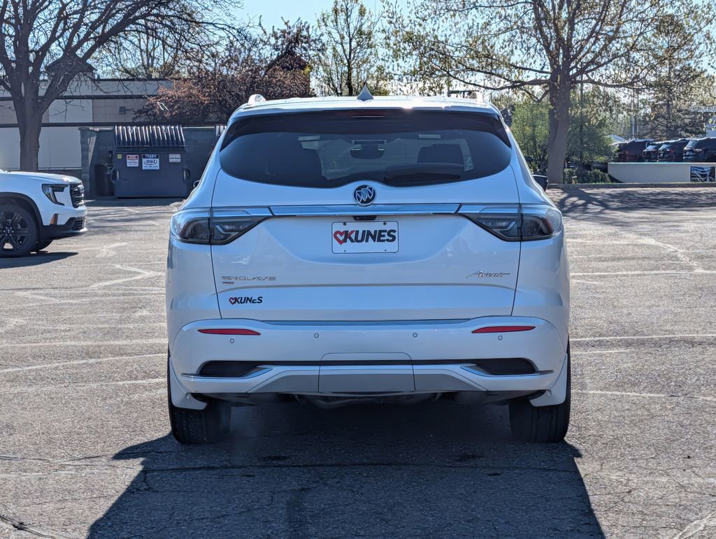 Used 2024 Buick Enclave Avenir w/ Avenir Technology Package AWD/4WD image 8