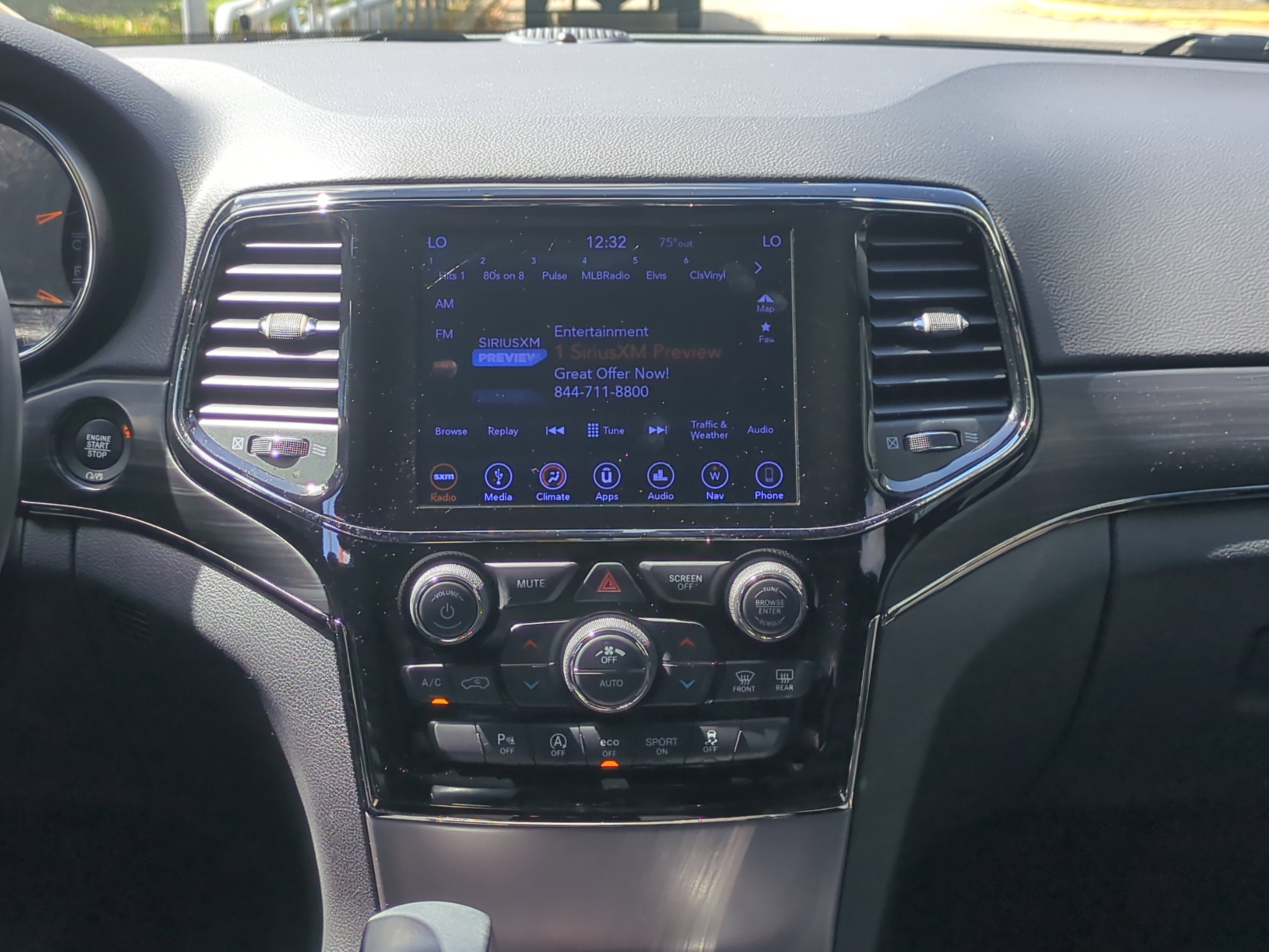 Used 2019 Jeep Grand Cherokee Limited X image 19