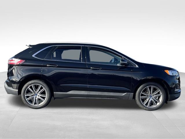 Used 2019 Ford Edge Titanium w/ Cold Weather Package image 8