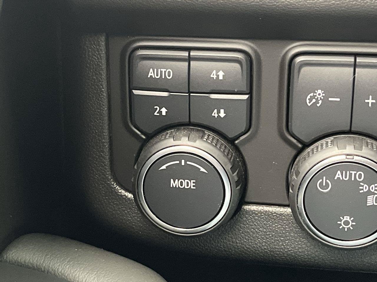 Certified 2024 Chevrolet Tahoe Premier AWD/4WD image 17