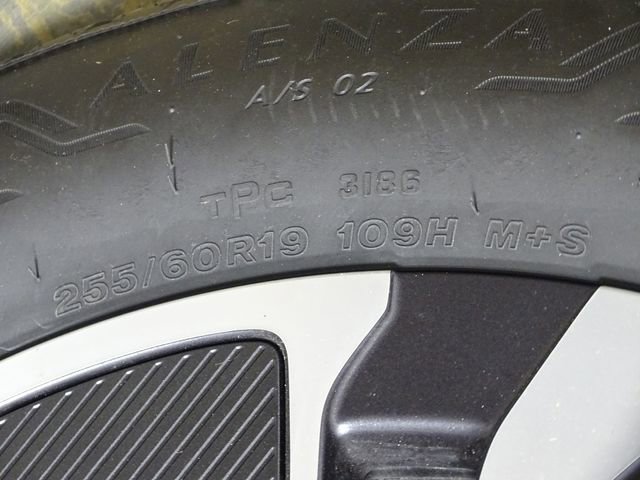 Used 2024 Chevrolet Blazer EV LT image 38