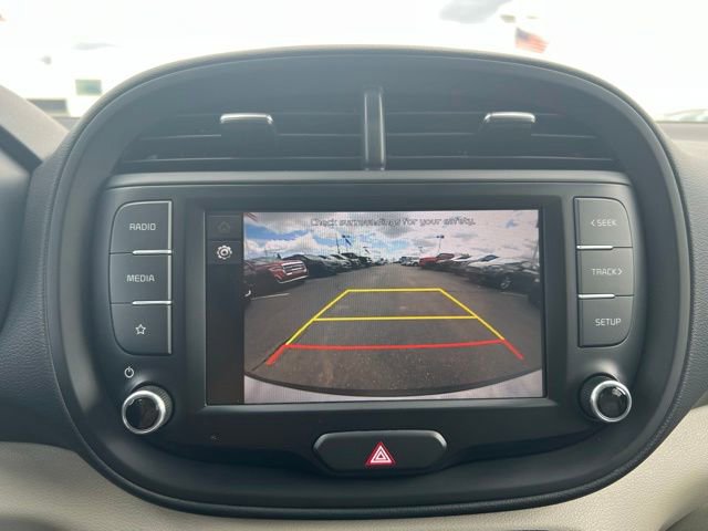 Used 2023 Kia Soul LX w/ Option Group 015 FWD image 23