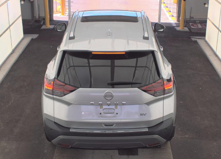 Used 2023 Nissan Rogue SV w/ SV Premium B Package FWD image 5