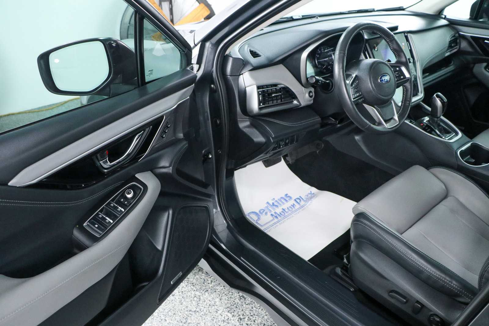 Used 2024 Subaru Outback Limited image 3