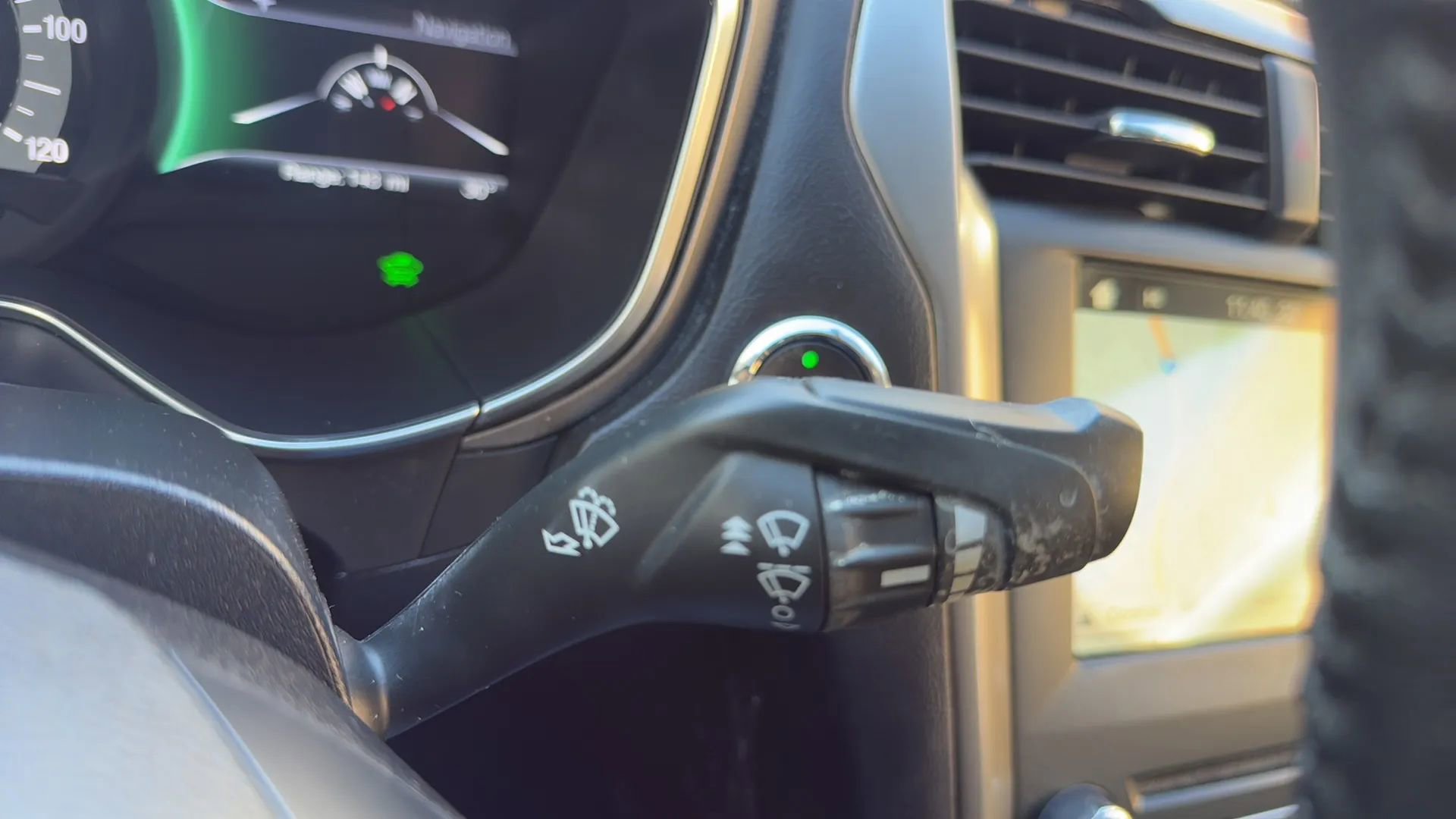 Used 2018 Ford Fusion Energi SE image 13