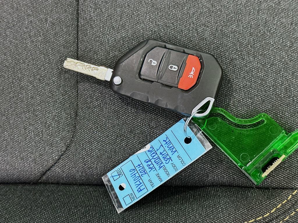 Used 2024 Jeep Wrangler Unlimited Sport AWD/4WD image 34