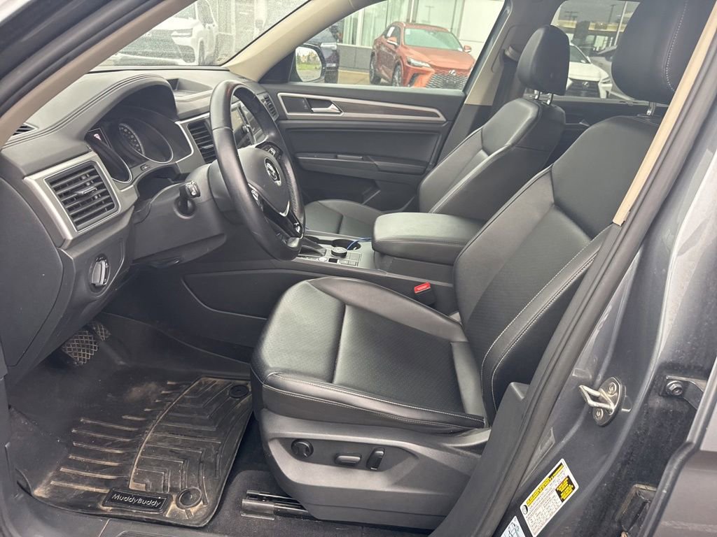 Used 2018 Volkswagen Atlas SE AWD/4WD image 28