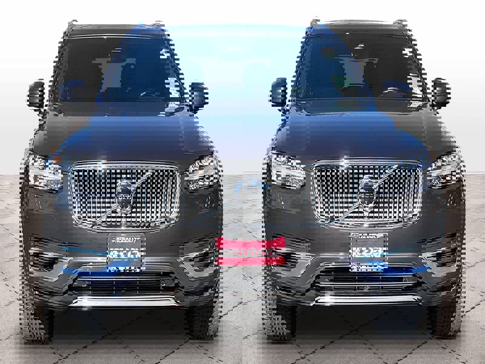 Used 2023 Volvo XC90 T8 Plus image 3