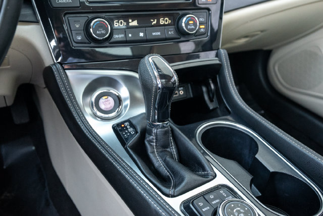 Certified 2023 Nissan Maxima Platinum w/ Sport Mat Group FWD image 23