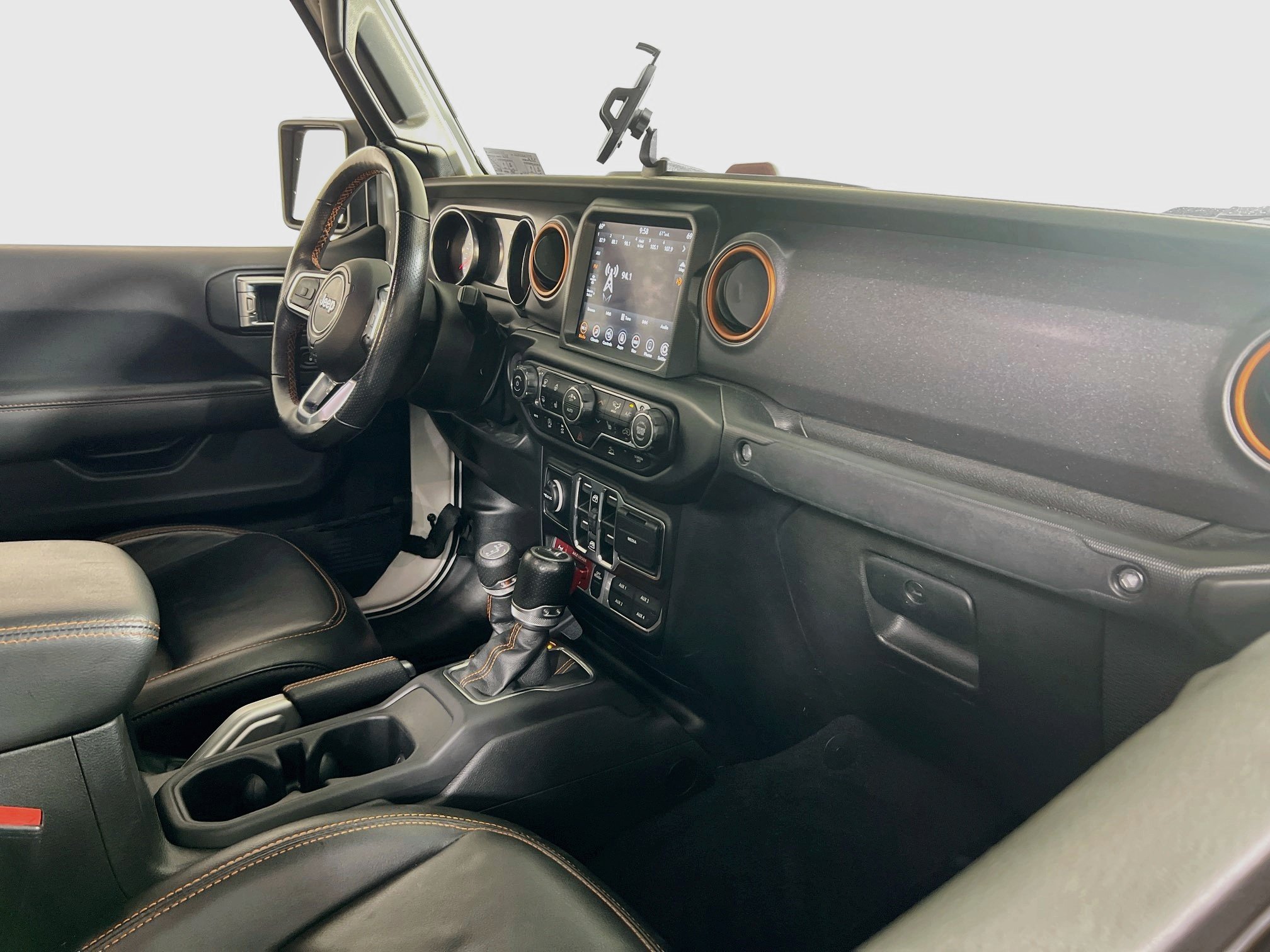 Used 2022 Jeep Gladiator Mojave w/ LED Lighting Group AWD/4WD image 28