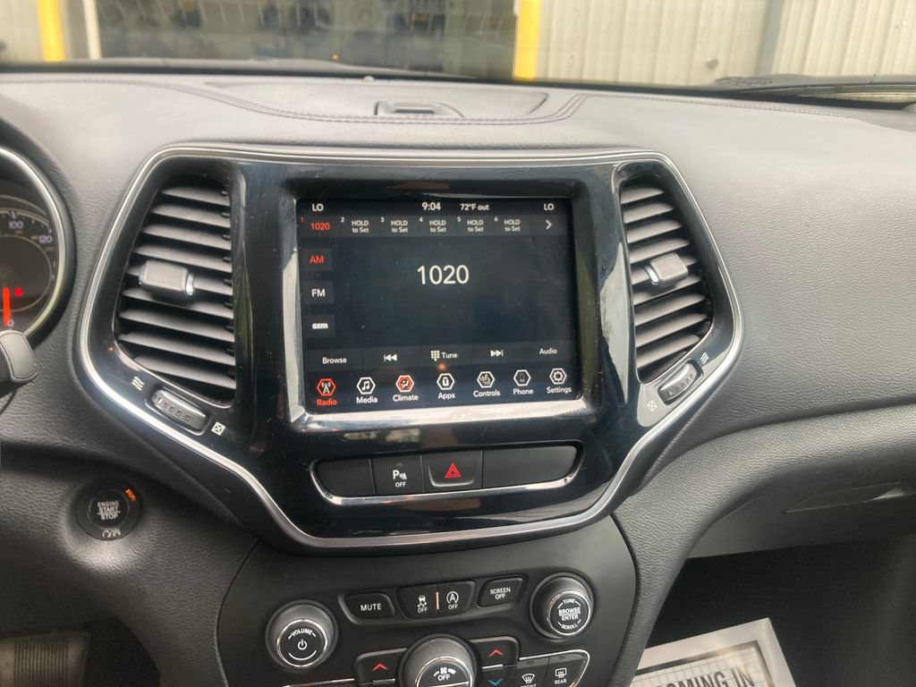 Used 2020 Jeep Cherokee Limited AWD/4WD image 22