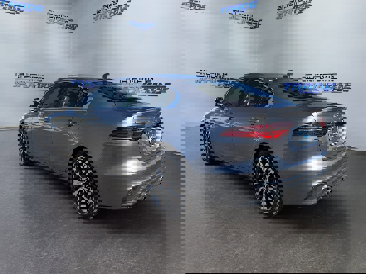 Used 2020 Jaguar XE S image 7