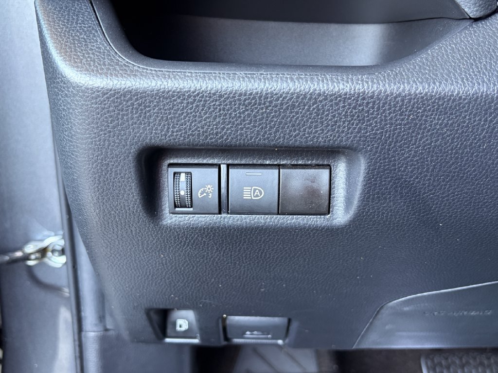 Used 2024 Toyota RAV4 SE AWD/4WD image 27