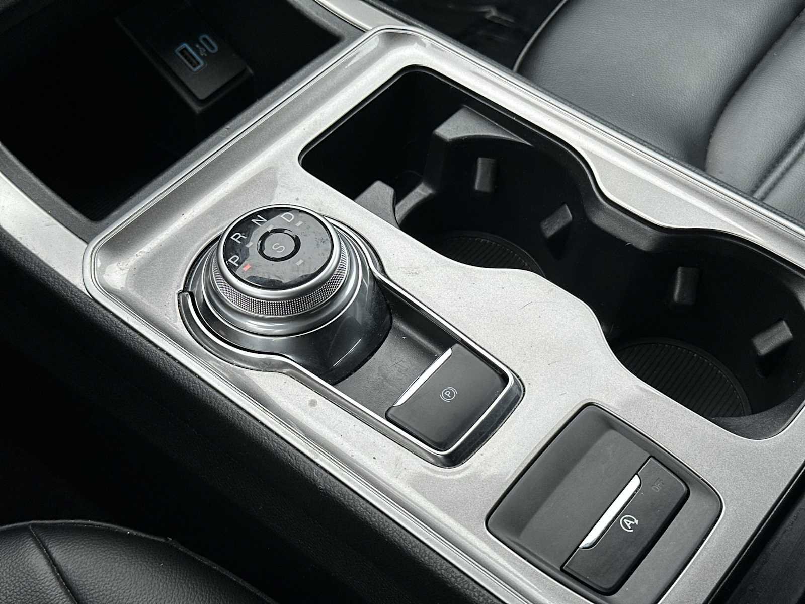 Used 2024 Ford Edge SEL image 19