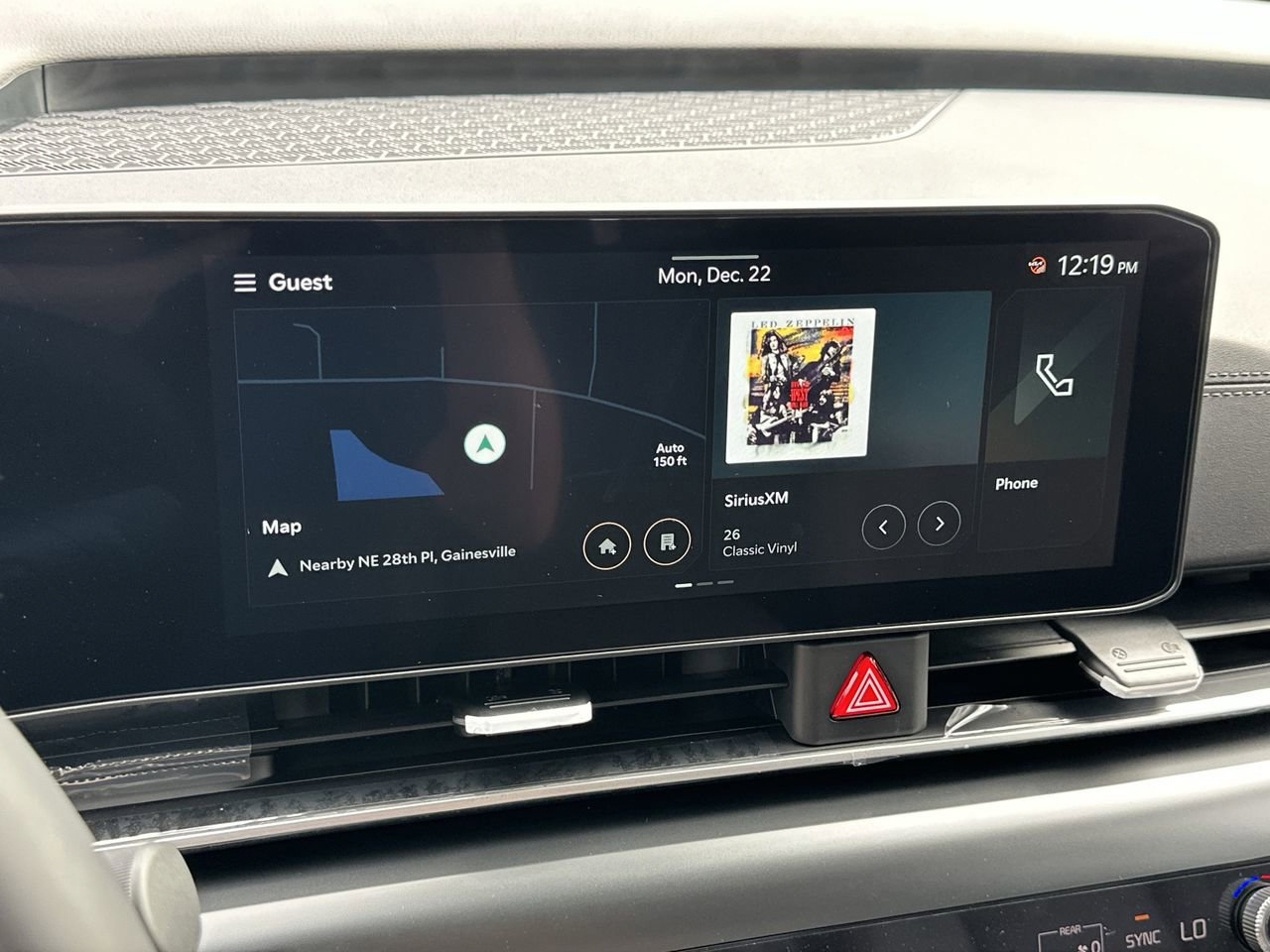 New 2026 Kia Carnival FWD image 16