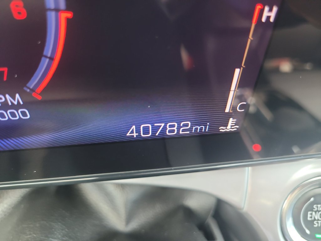 Used 2025 Chevrolet Trax LT FWD image 34