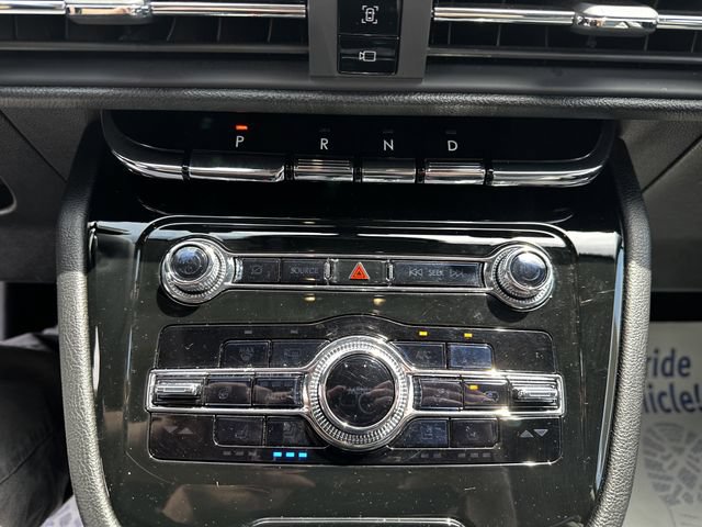 Certified 2022 Lincoln Corsair AWD w/ Equipment Group 101A image 23