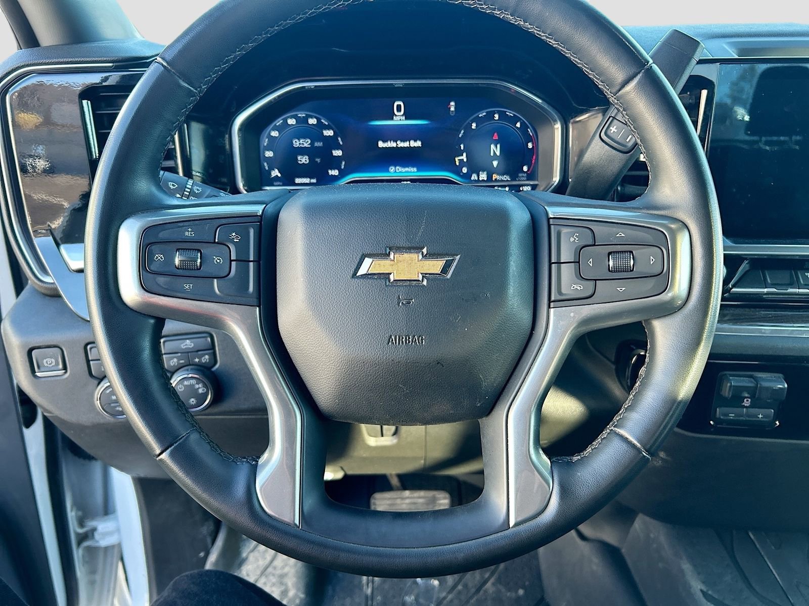 Used 2024 Chevrolet Silverado 2500 LT w/ Z71 Off-Road Package image 11