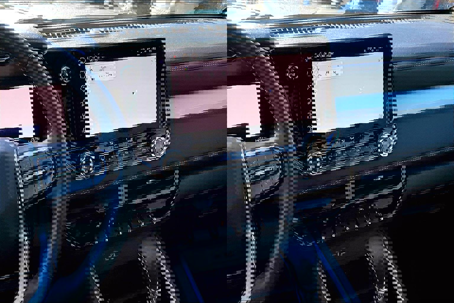 Used 2024 Chevrolet Colorado LT w/ LT Convenience Package image 6