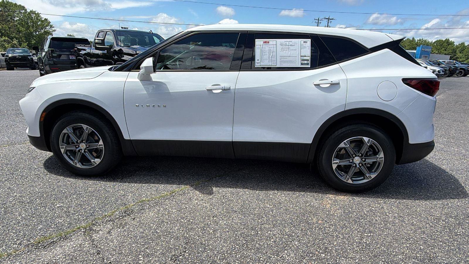 Certified 2023 Chevrolet Blazer LT FWD image 8