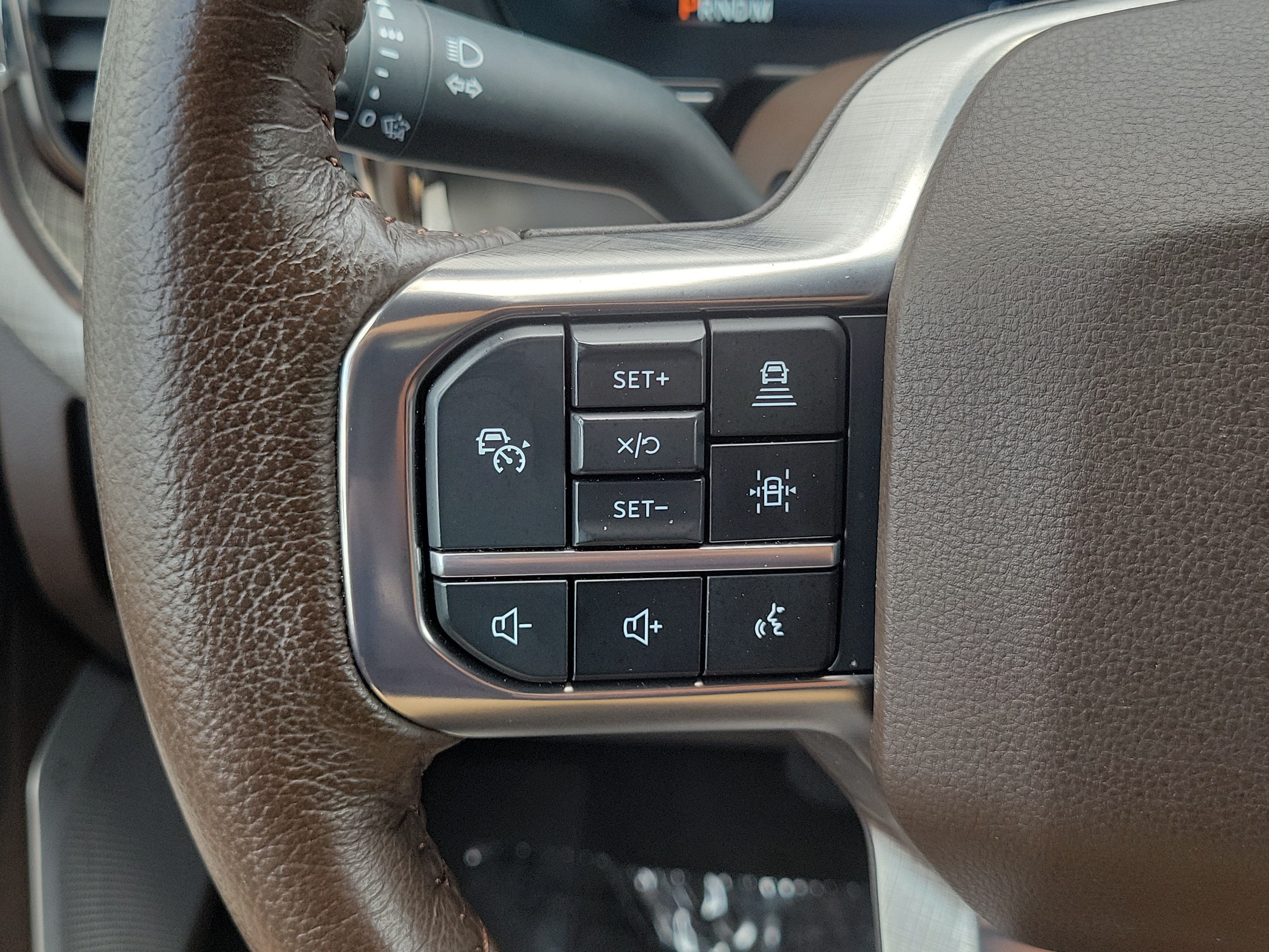 Certified 2023 Ford F350 King Ranch AWD/4WD image 24