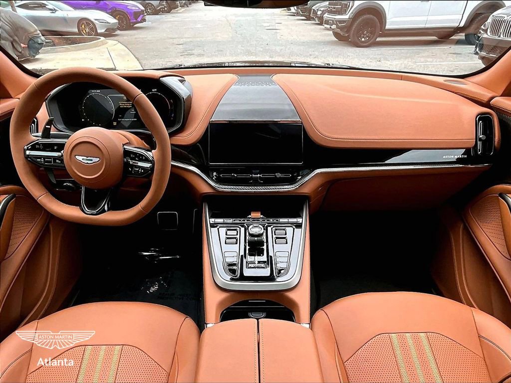 New 2026 Aston Martin DBX 707 image 5