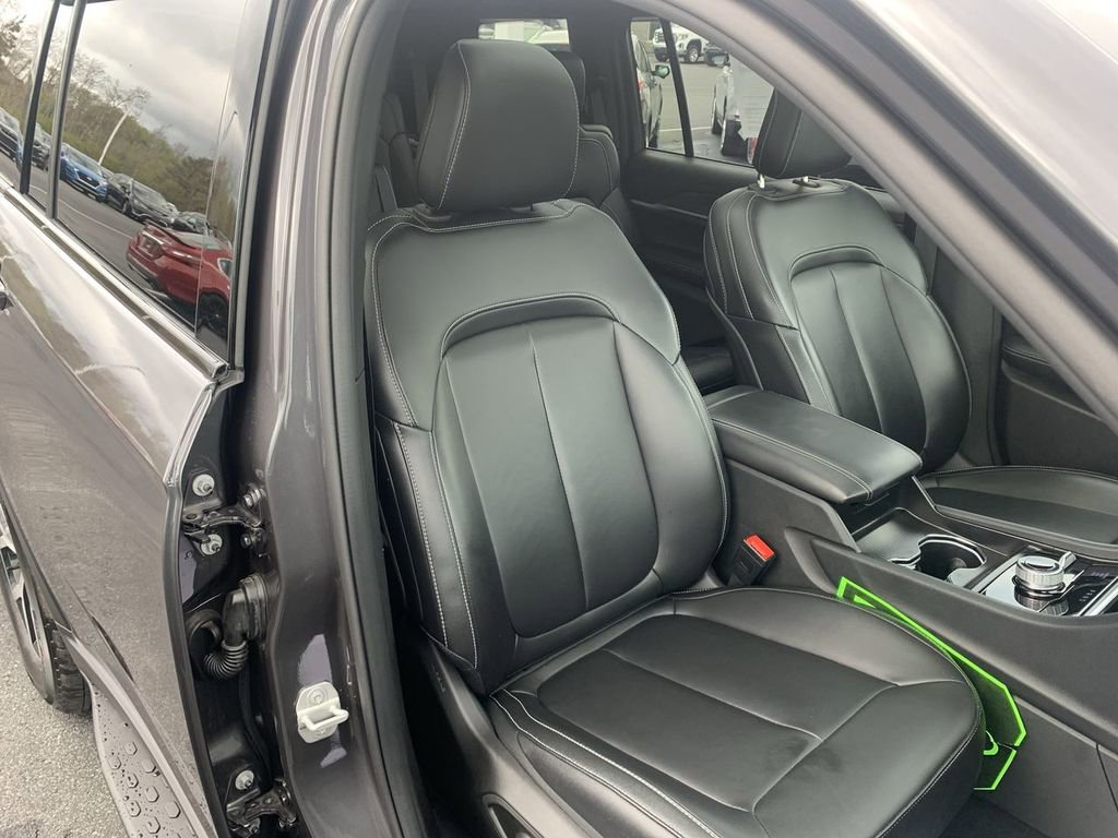 Used 2024 Jeep Grand Cherokee L Limited image 26