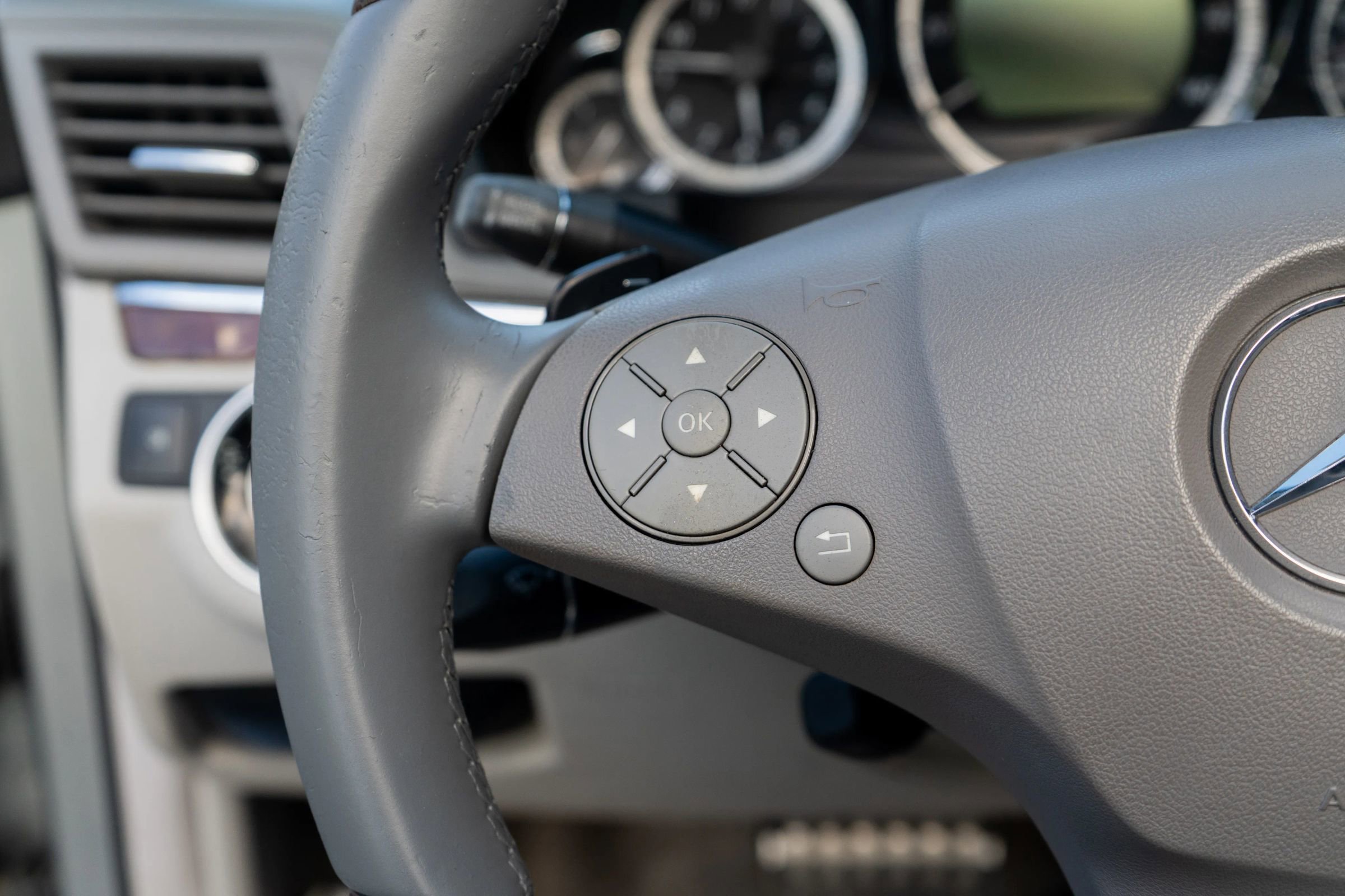 Used 2011 Mercedes-Benz E 350 Cabriolet w/ Premium 2 Pkg image 55