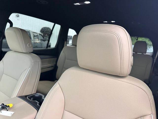 Certified 2026 Buick Enclave Preferred w/ Power Package FWD image 24