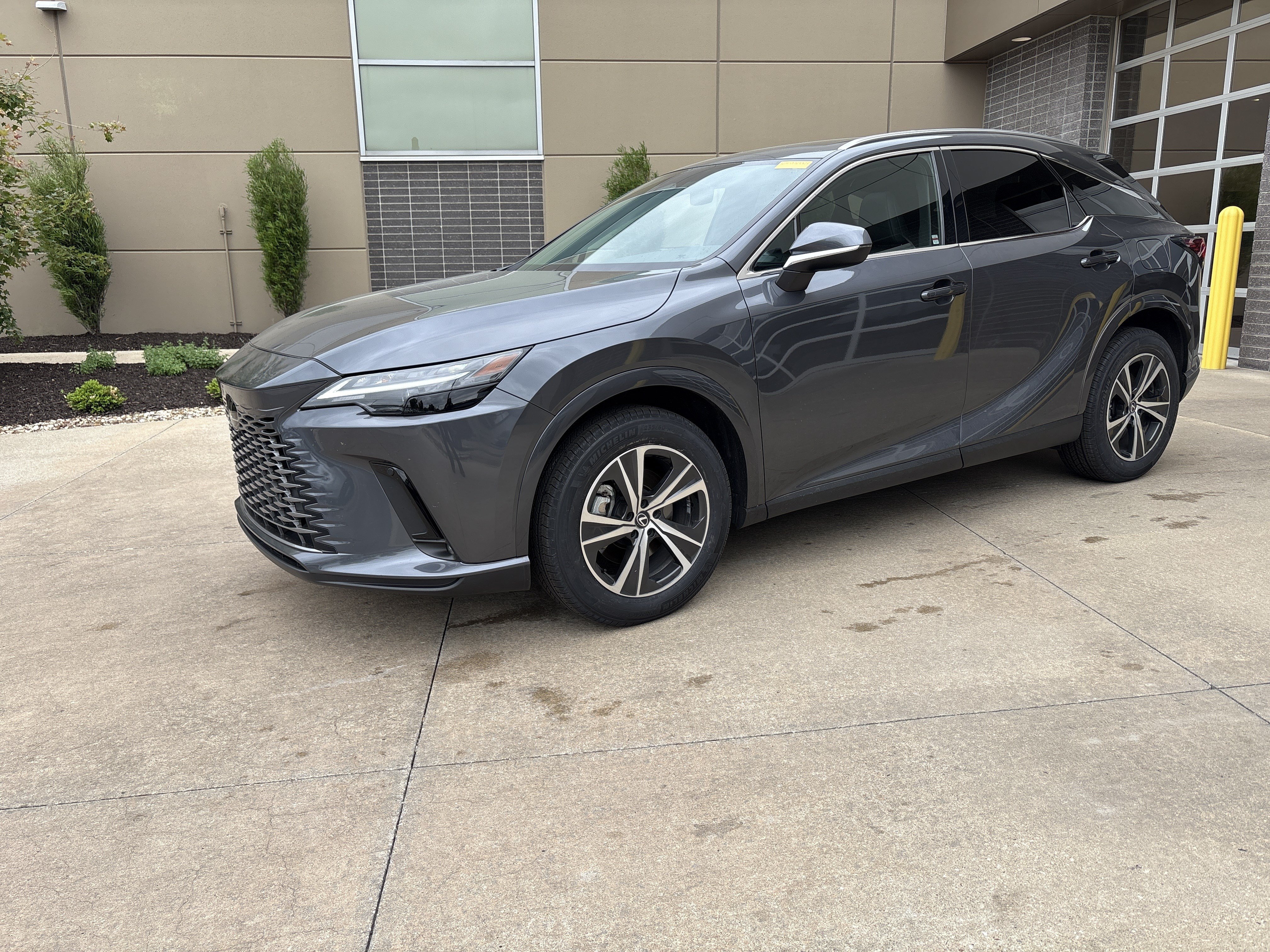 Certified 2024 Lexus RX 350h w/ Cold Area Package AWD/4WD image 24