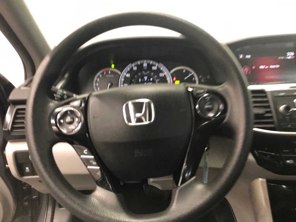 Used 2016 Honda Accord LX image 13
