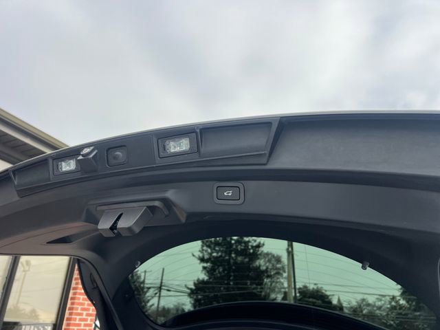 Used 2020 Jaguar I-PACE SE image 15