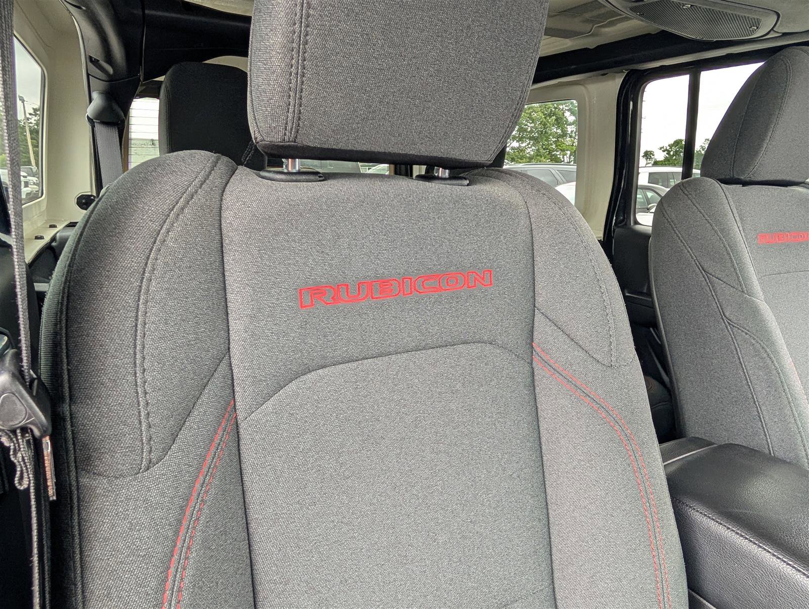 Used 2024 Jeep Wrangler Rubicon image 17