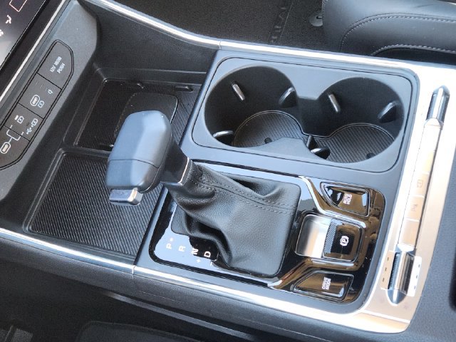 Certified 2026 Kia Carnival SX w/ SX Dark Edition Package FWD image 21