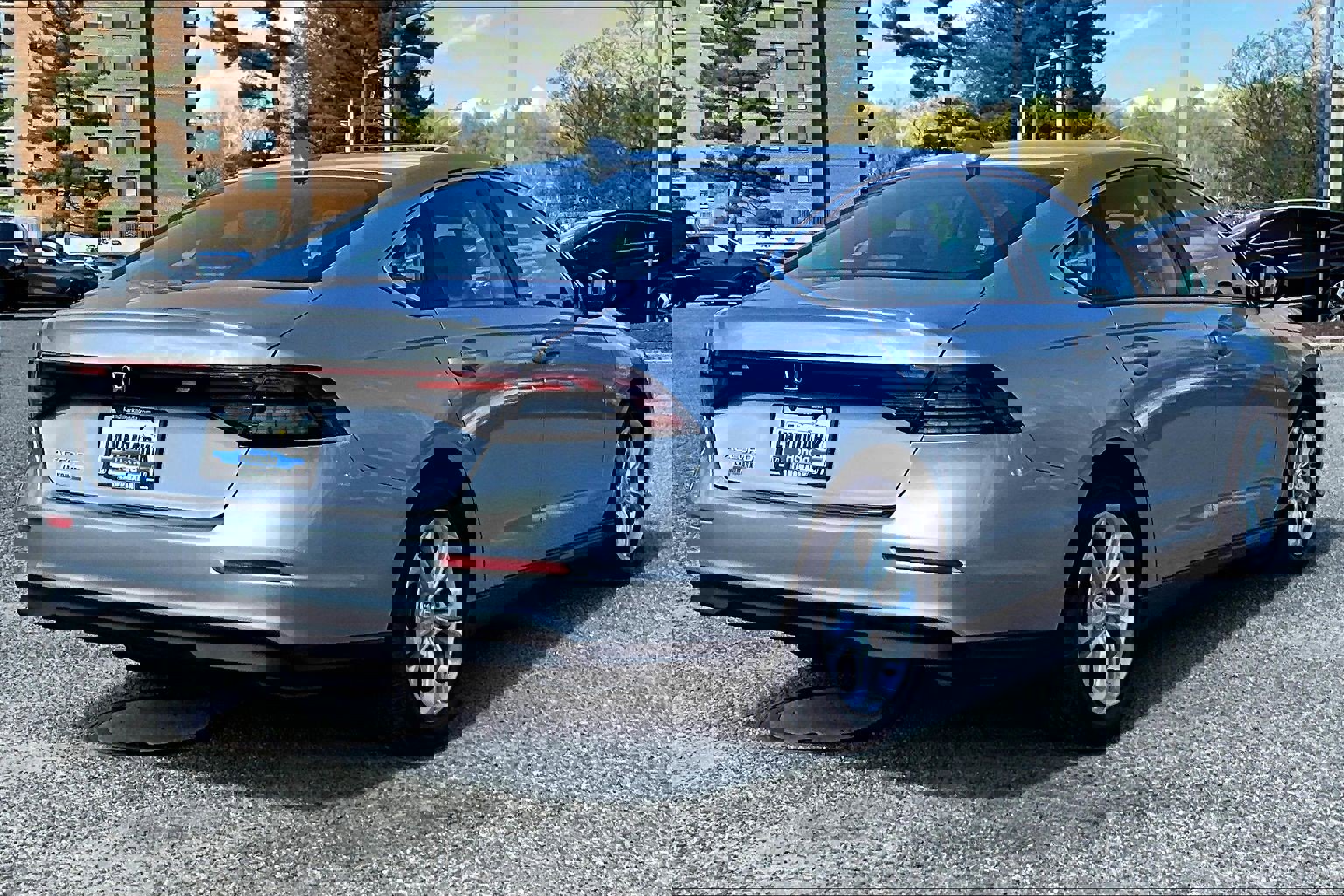 Used 2023 Honda Accord LX image 2