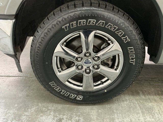 Used 2020 Ford F150 Lariat w/ Equipment Group 502A Luxury image 11