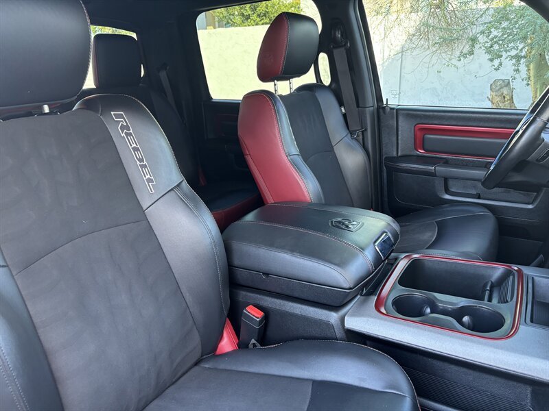 Used 2015 RAM 1500 Rebel w/ Luxury Group image 31