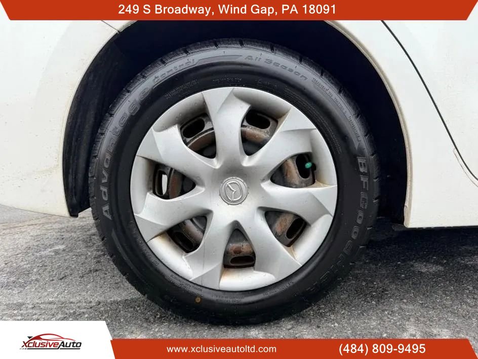 Used 2015 MAZDA MAZDA3 i Sport FWD image 17