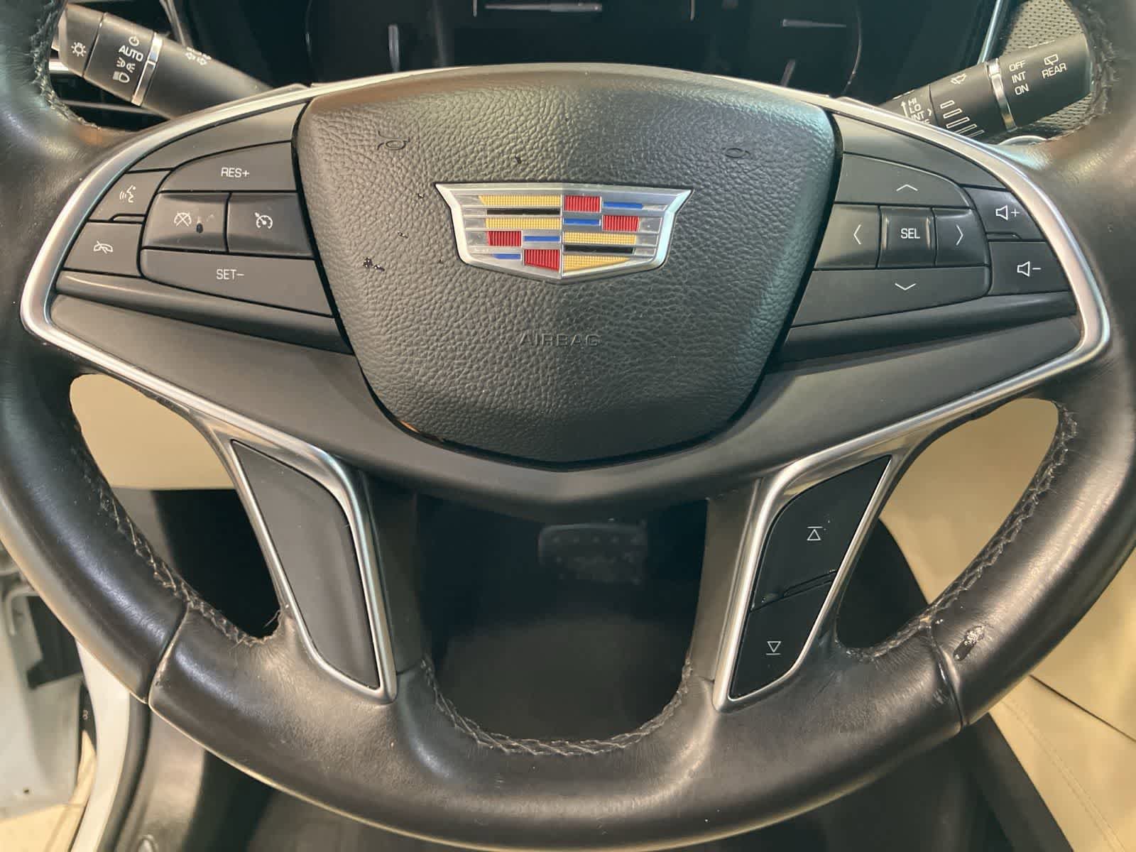 Used 2017 Cadillac XT5 FWD image 15