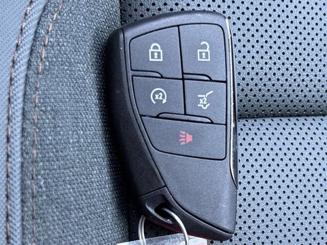 Used 2025 GMC Acadia AT4 image 46