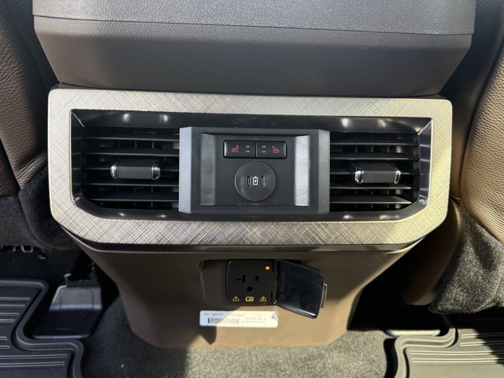 New 2025 Ford F350 King Ranch w/ Chrome Package image 21