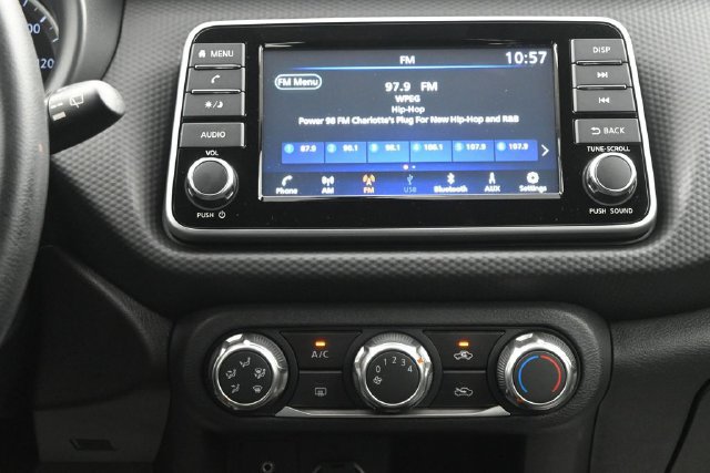 Certified 2025 Nissan Kicks Play S FWD image 12