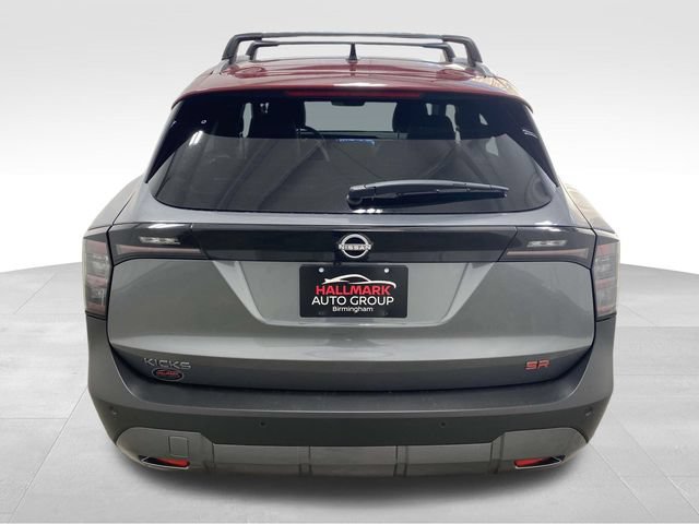 New 2026 Nissan Kicks SR w/ Cold Weather Package FWD image 3