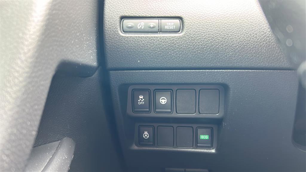 Used 2019 Nissan Rogue Sport SV w/ Technology Package image 14