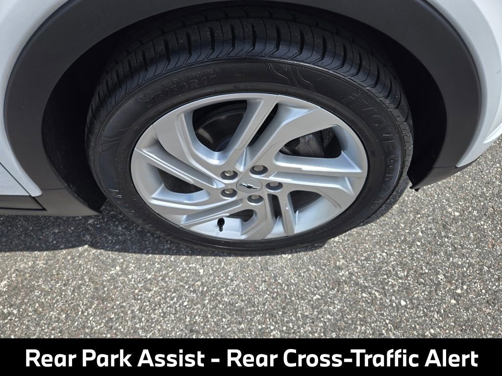 Used 2023 Chevrolet Bolt LT w/ Driver Confidence Package FWD image 11