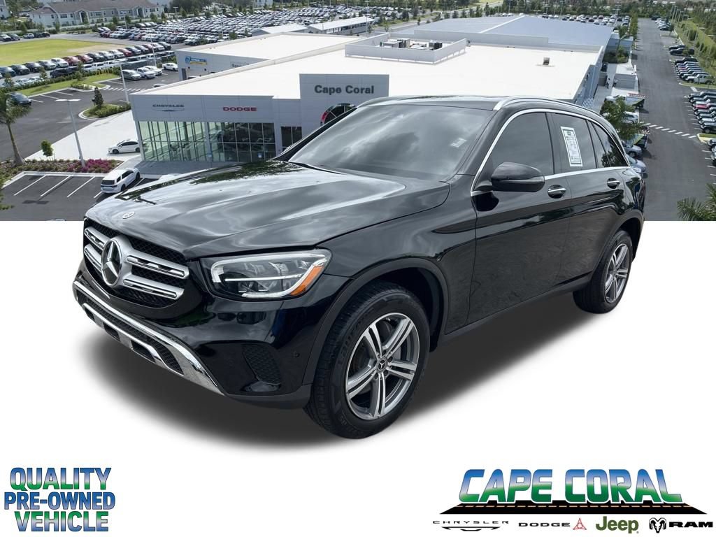 Used 2022 Mercedes-Benz GLC 300 image 1