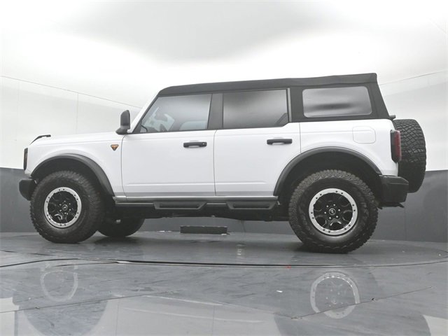 Certified 2023 Ford Bronco Badlands w/ Sasquatch Package image 37