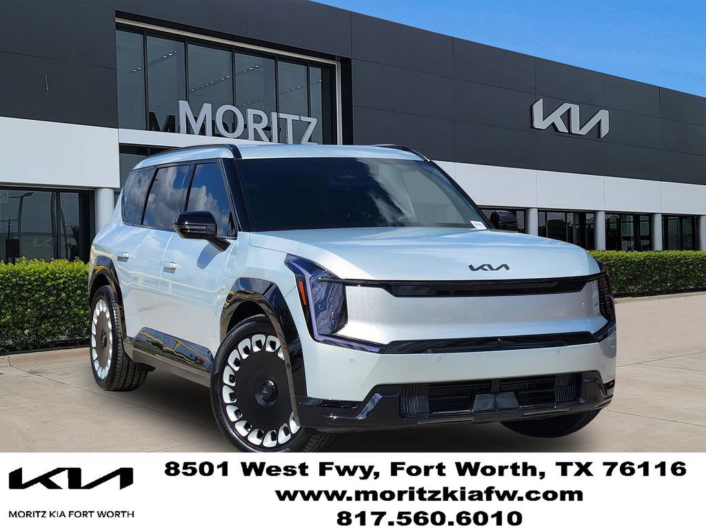 New 2026 Kia EV9 Land w/ Nightfall Edition Package