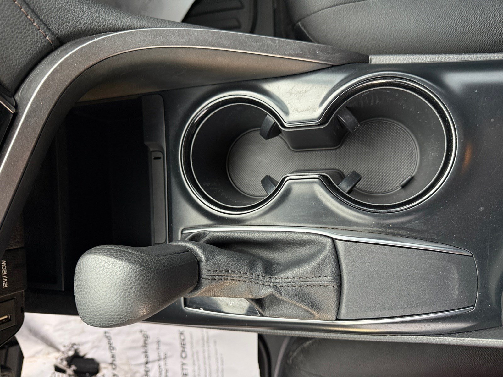 Used 2020 Toyota Camry LE w/ Carpet Mat Package FWD image 15