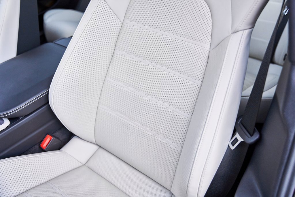 Used 2025 Porsche Panamera 4 w/ Premium Package image 51